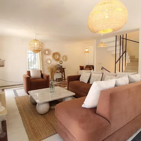 Βίλα Private Pool Cem *